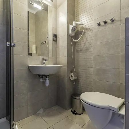 فندق مبيت وإفطار Frajda 4*